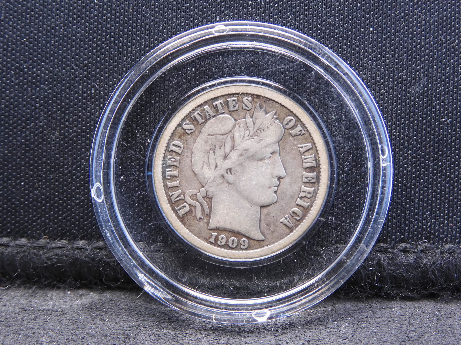 1909 Barber Silver Dime - Great Detail & Condition (1 of 2)