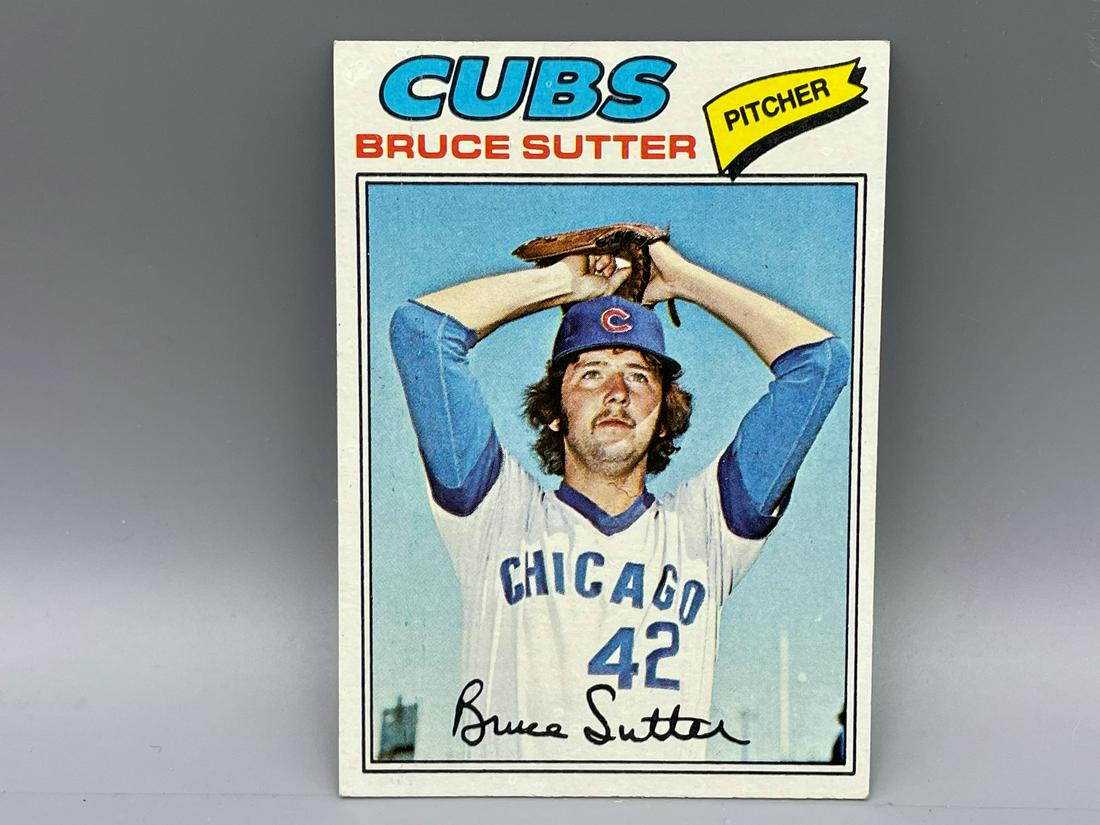 1977 Topps Bruce Sutter RC #144 - HOF (1 of 2)