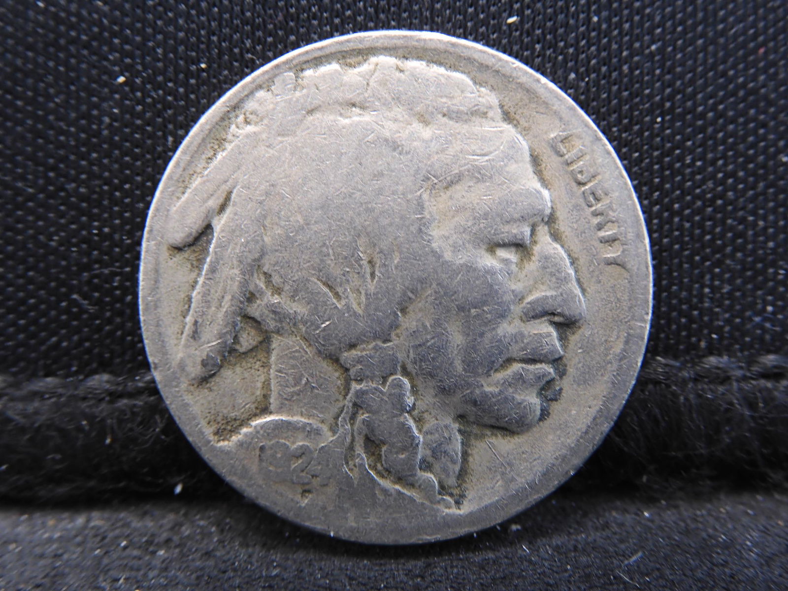 1924-S Buffalo Nickel.  Full Date, 1/4 Horn Very Good. (1 of 3)