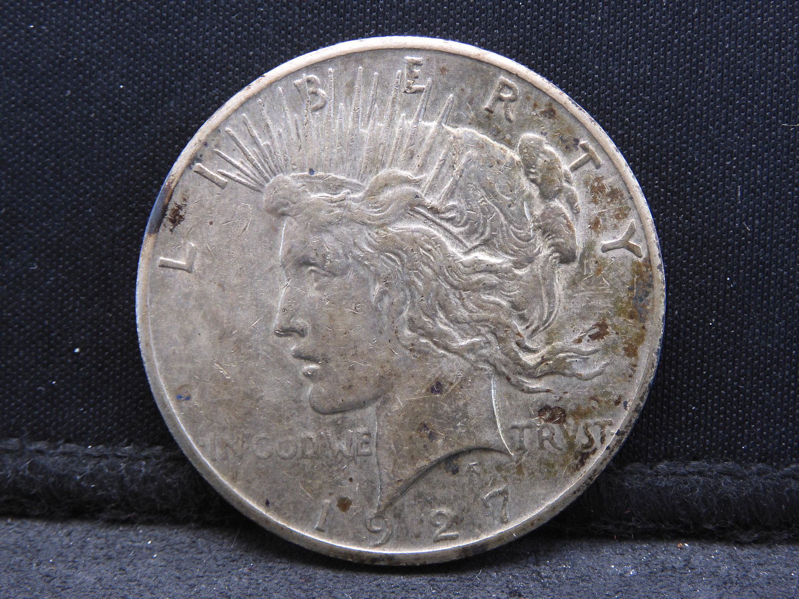 1927 Semi-Key Date Peace Silver Dollar. (1 of 2)