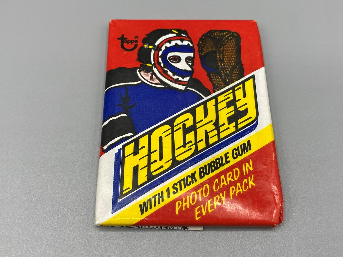 1976-77 Topps Hockey Wax Pack: 1976-77 Topps Hockey Wax Pack