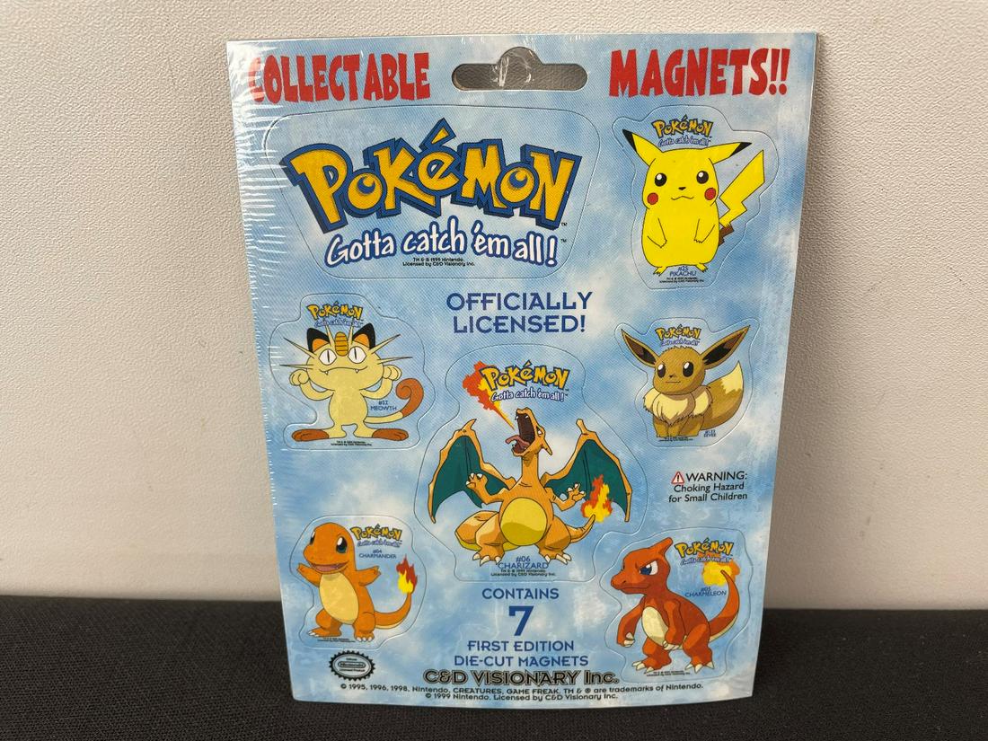 1999 Pokemon Die Cut Magnets - Charizard, Pikachu: 1999 Pokemon Die Cut Magnets - Charizard, Pikachu