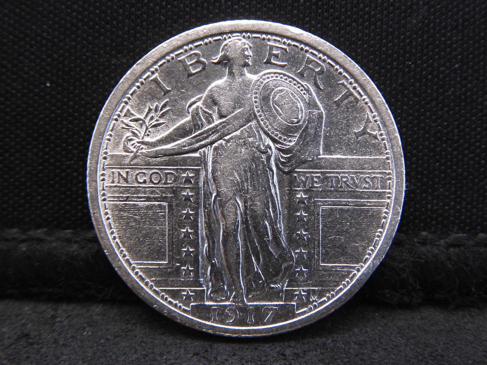 1917 Type 1 Standing Liberty Quarter AU+ Nice Luster (1 of 2)
