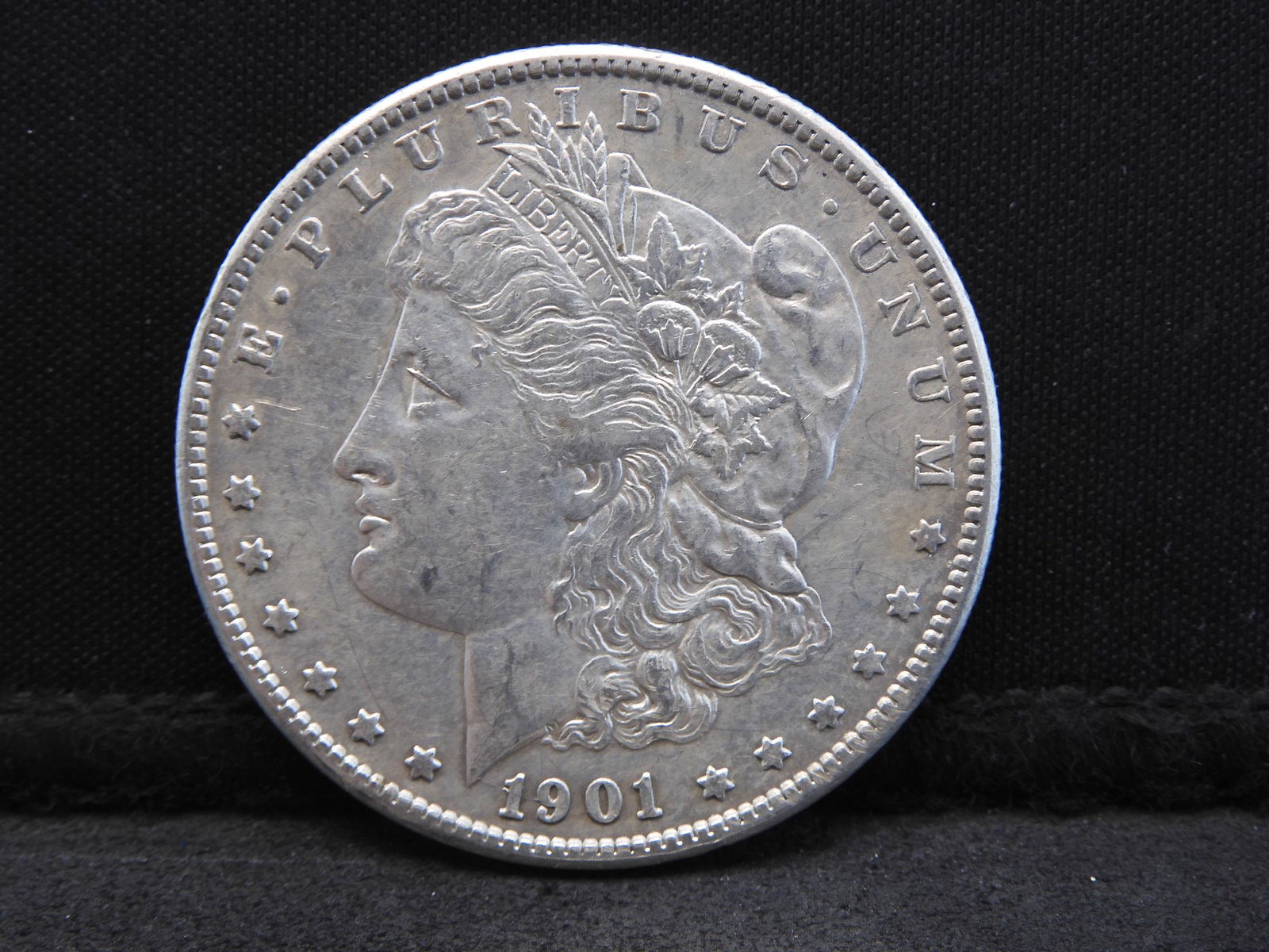 1901-S Morgan Silver Dollar - XF/AU Condition (1 of 2)