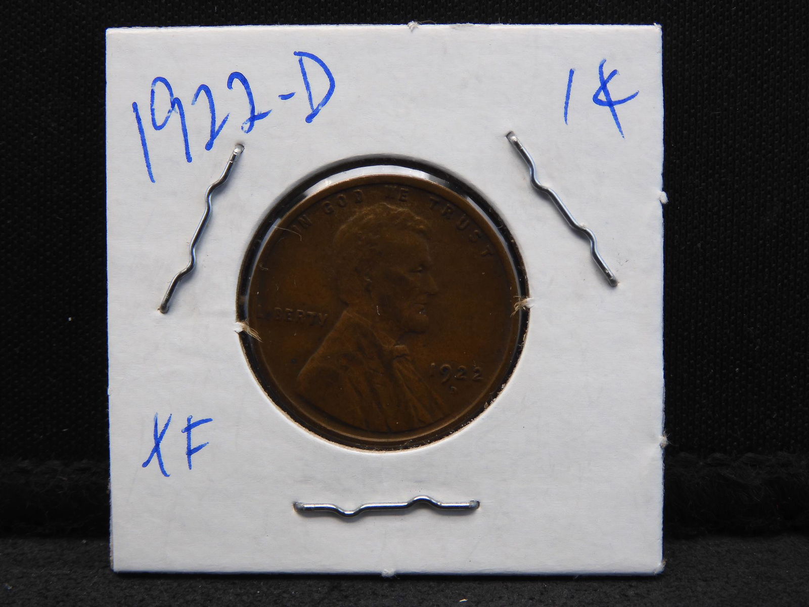 1922-D Lincoln Wheat Cent - XF Condition (1 of 3)