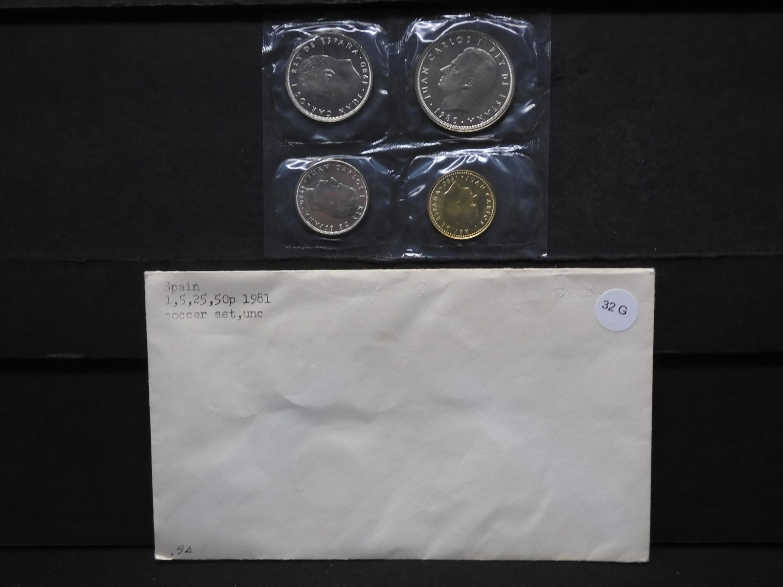 1981 Spain 4 Coin Mint Set. (1 of 3)