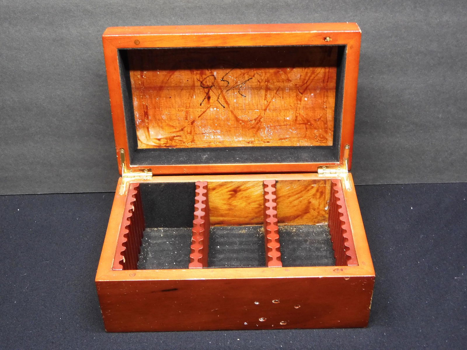 Wood Coin Storage Box for Graded Coins (1 of 5)