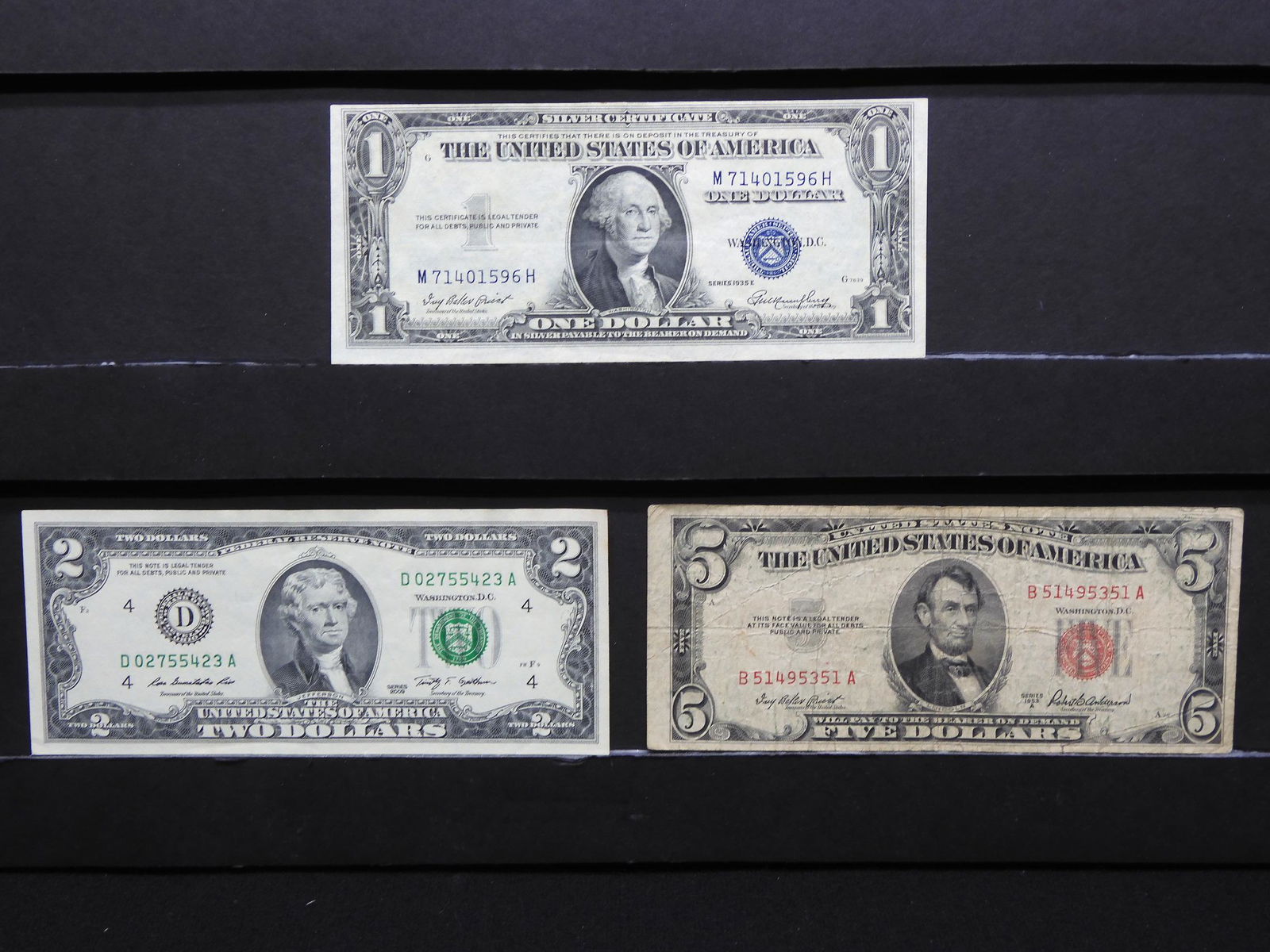 Three US Notes - 1935E One Dollar Silver Certificate,: Three US Notes - 1935E One Dollar Silver Certificate, 2009 Two FRN, 1953A Five Dollar Red Seal Note