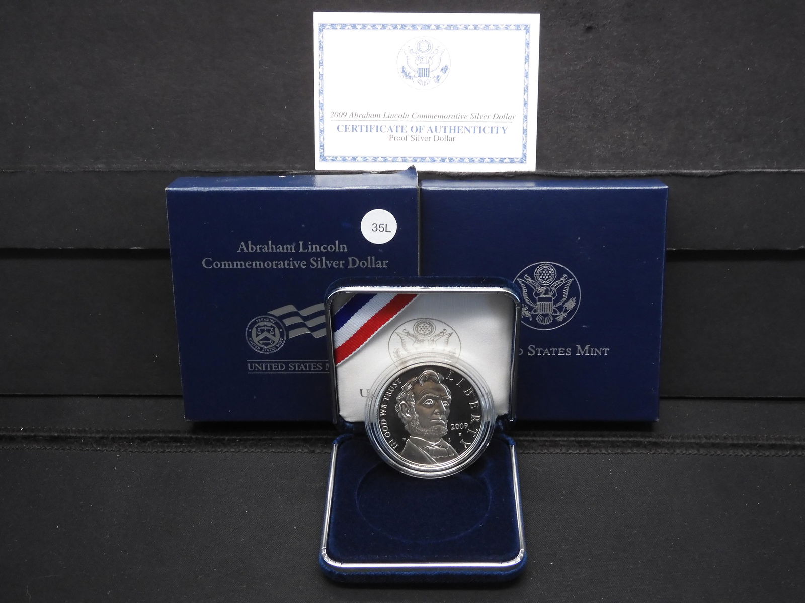 2009-P Abraham Lincoln Proof Silver Dollar By US Mint (1 of 4)