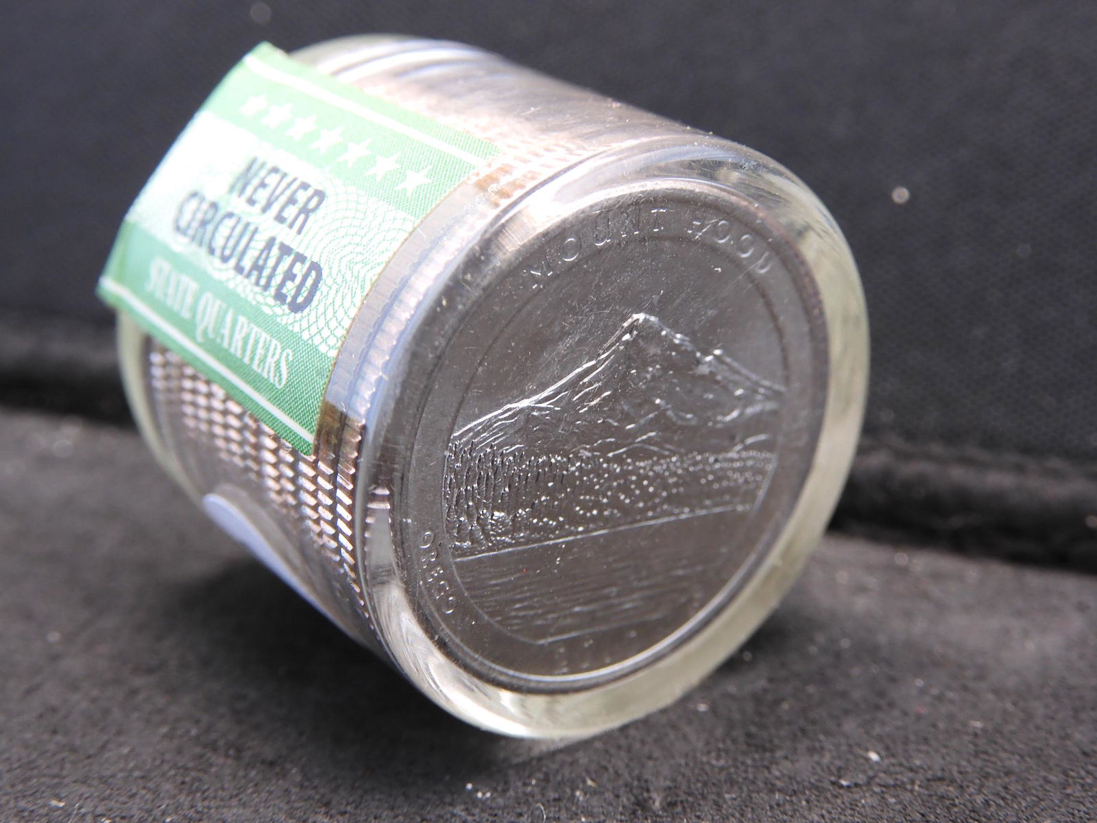 2010 - Danbury Mint State Quarters 12 Coin Roll Mount: 2010 - Danbury Mint State Quarters 12 Coin Roll Mount Hood National Park Quarters Never Circulated