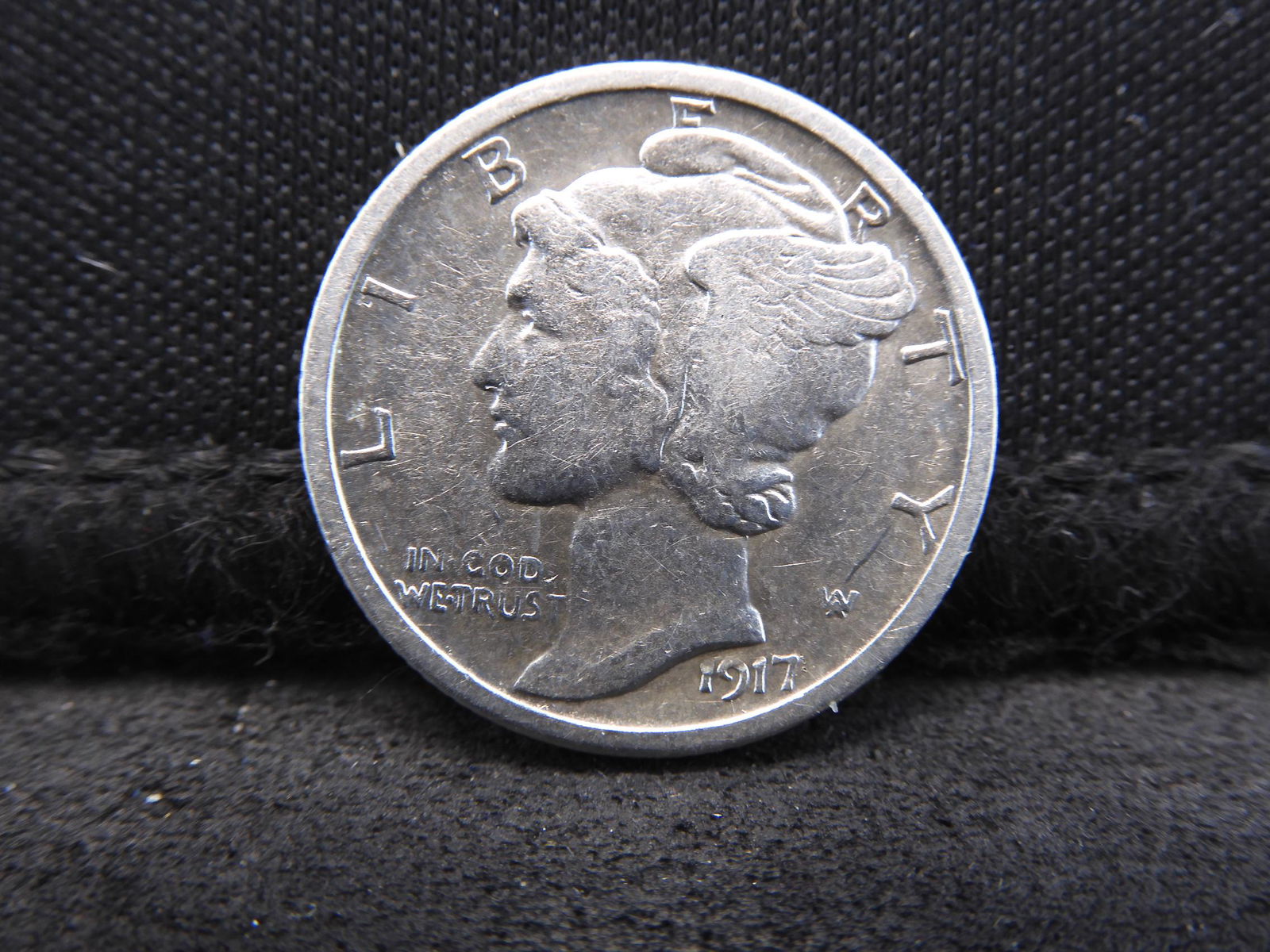 1917-S Mercury Silver Dime - Scarce Date! Great Detail! (1 of 2)