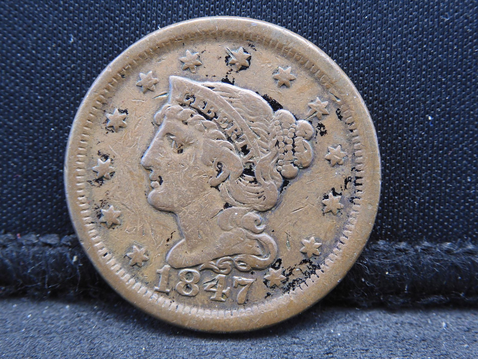1847 Braided Hair Large Cent - Nice Circ (1 of 2)