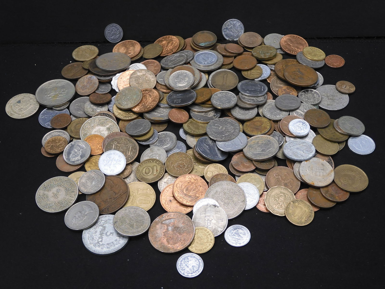 2+lb Pounds World Coins (1 of 6)
