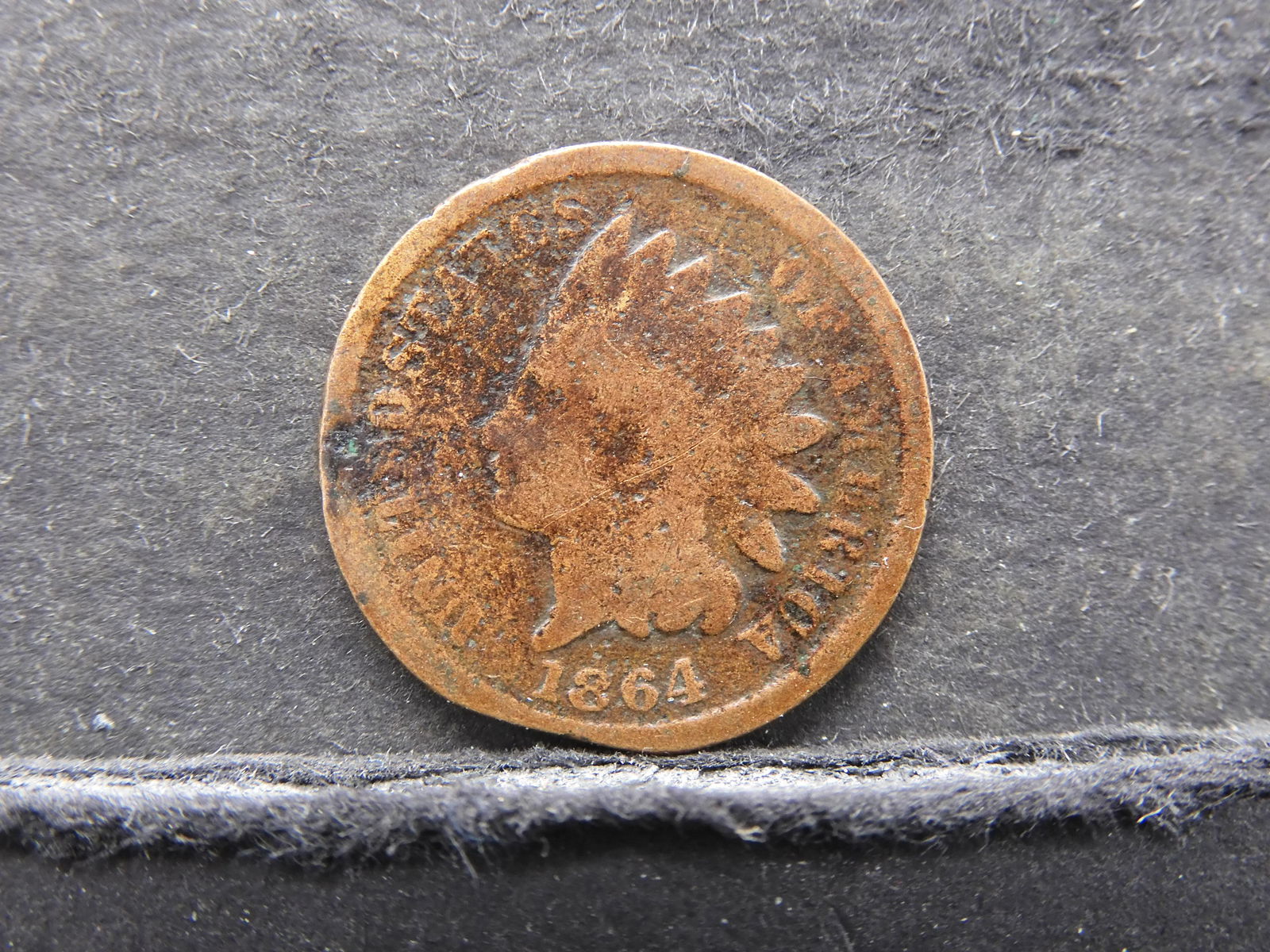 1864 Bronze Indian Cent (1 of 2)
