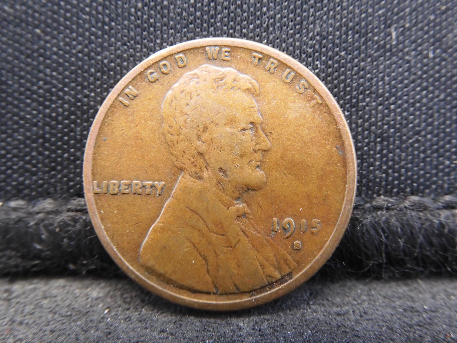 1915-S Lincoln Wheat Cent - VF Condition (1 of 2)