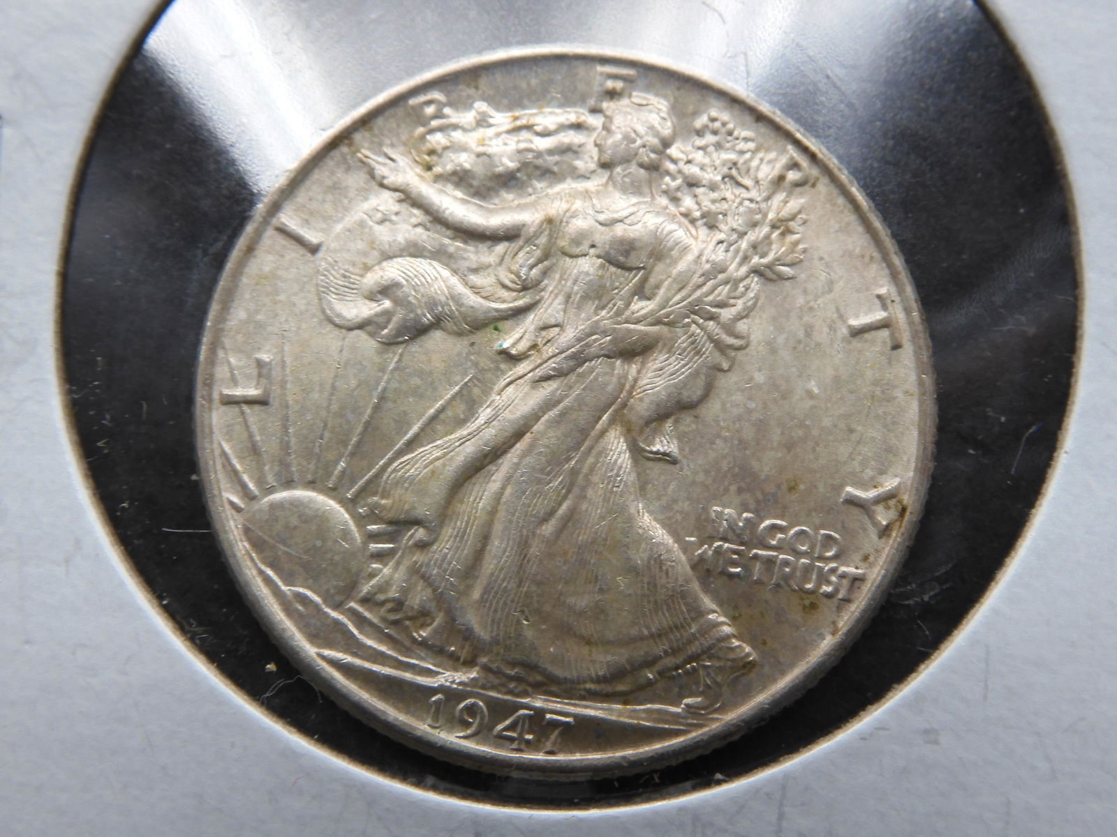 Uncirculated 1947 Walking Liberty Half Dollar (1 of 3)
