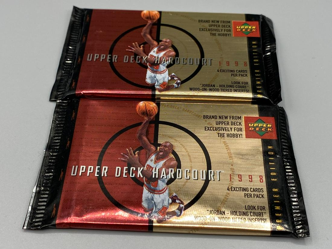 (2)1998 Upper Deck Hardcourt Basketball Wax Packs (1 of 2)