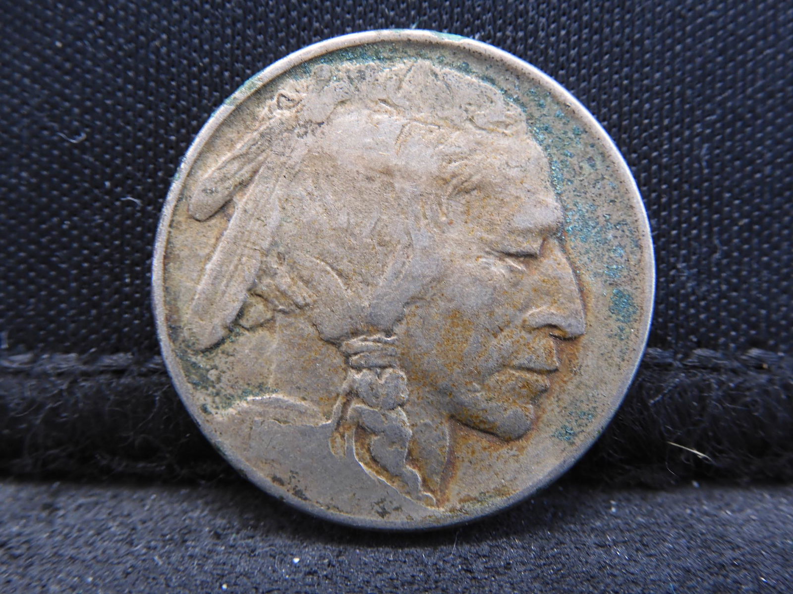 1913-D Raised Mound Semi-Key Date Buffalo Nickel.  Full (1 of 2)