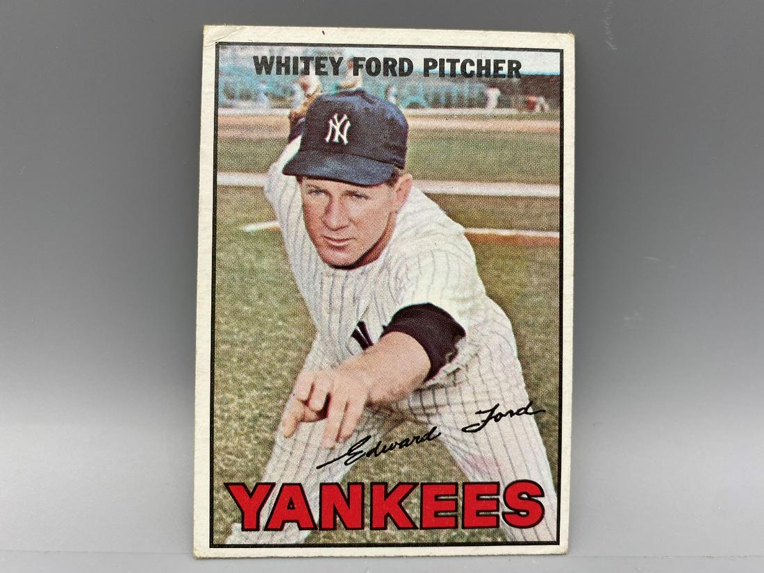 1967 Topps #5 Whitey Ford Hall of Fame: 1967 Topps #5 Whitey Ford Hall of Fame