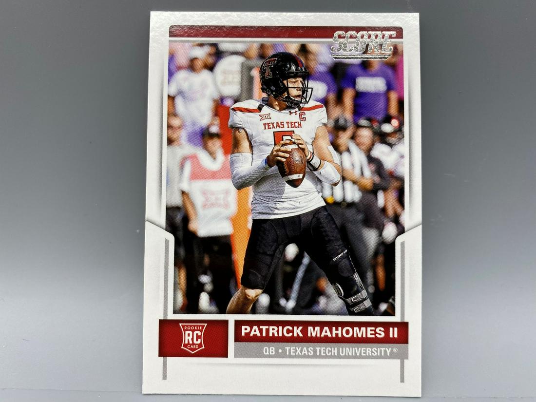 2017 Score Patrick Mahomes RC #403 (1 of 2)