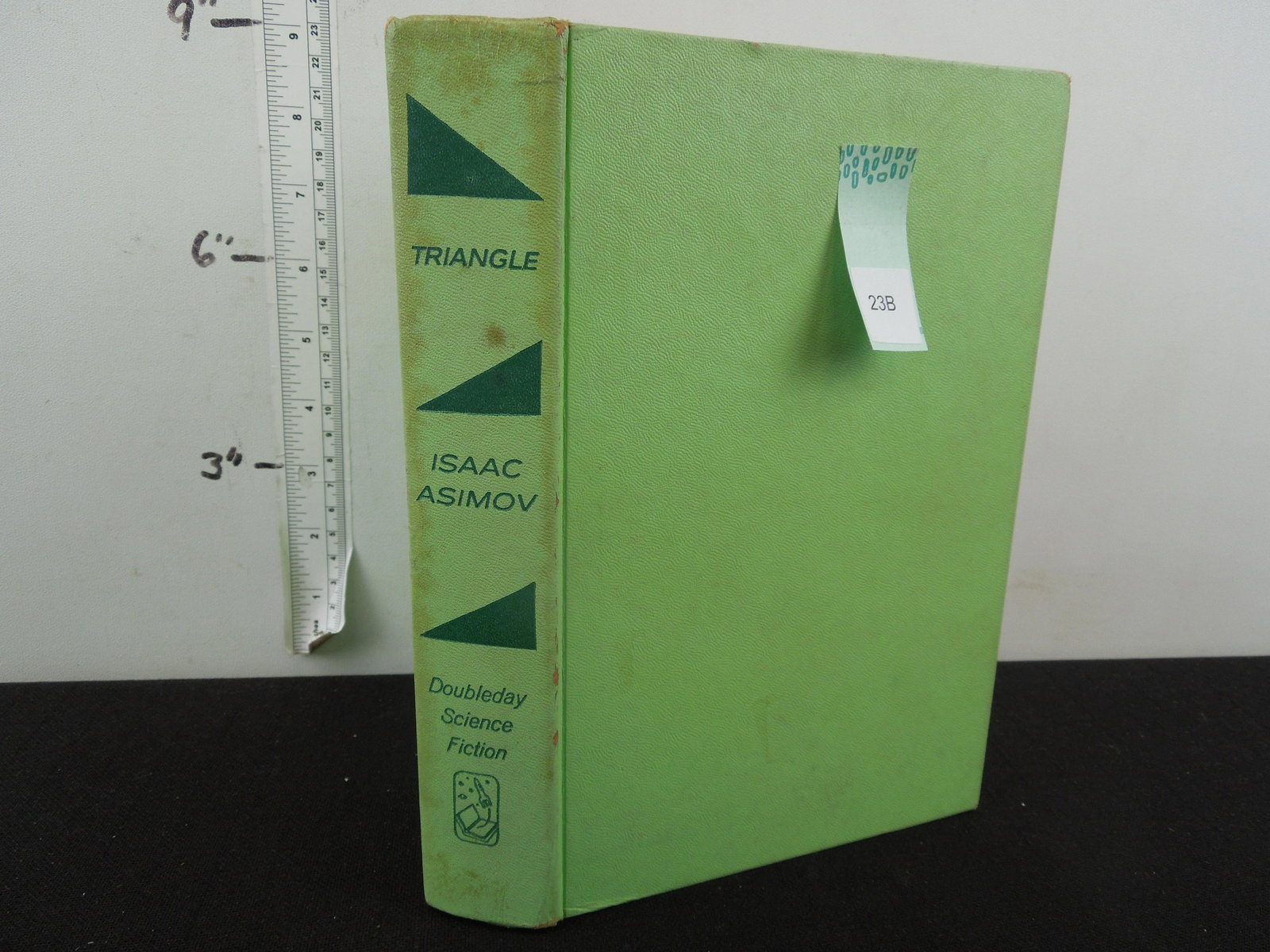 Triangle -Doubleday Fiction - Author Isaac Asimov: Triangle -Doubleday Fiction - Author Isaac Asimov ,Copyright 1952