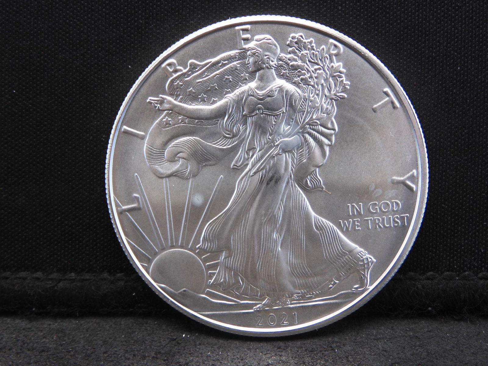 2021 Silver Eagle Type 1 - No longer in production -: 2021 Silver Eagle Type 1 - No longer in production - Brand New in limited supply