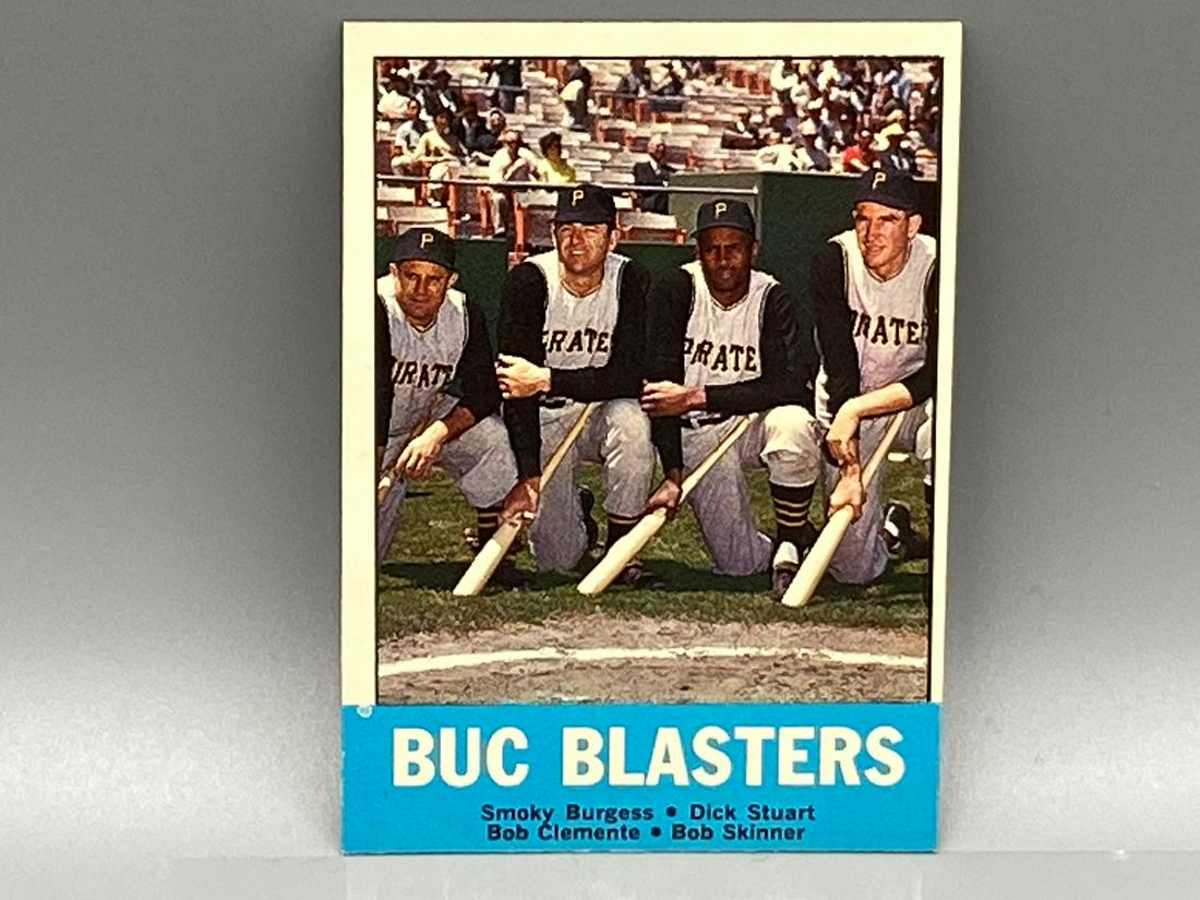 1963 Topps Buc Blasters #18 - Roberto Clemente (1 of 2)