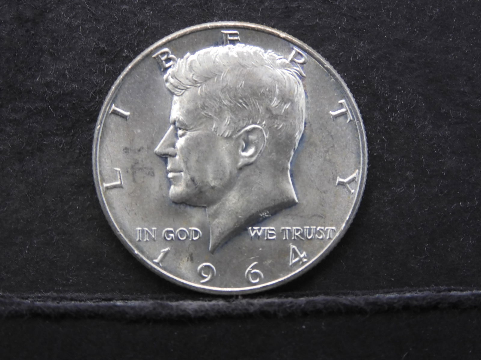 1964-D SILVER (90%/BU) KENNEDY HALF (1 of 2)