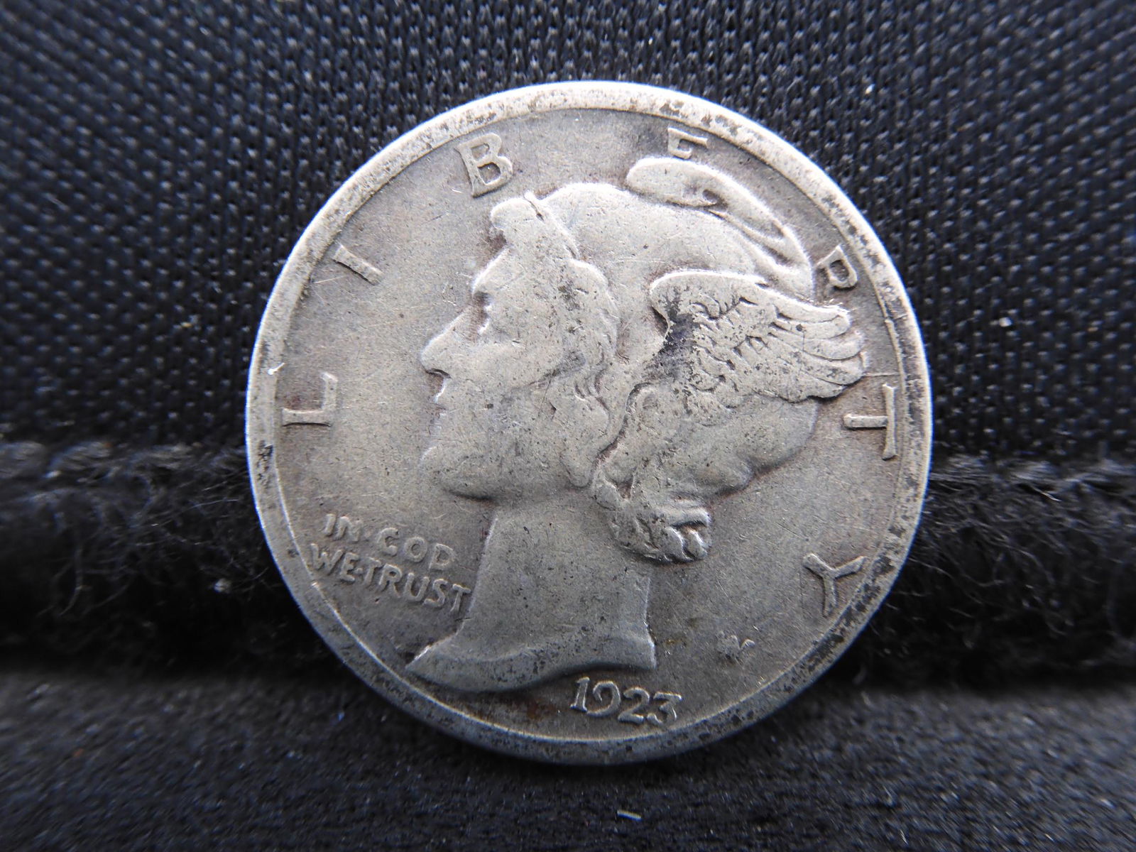 1923-S Mercury Silver Dime - Fine/VF Condition (1 of 2)