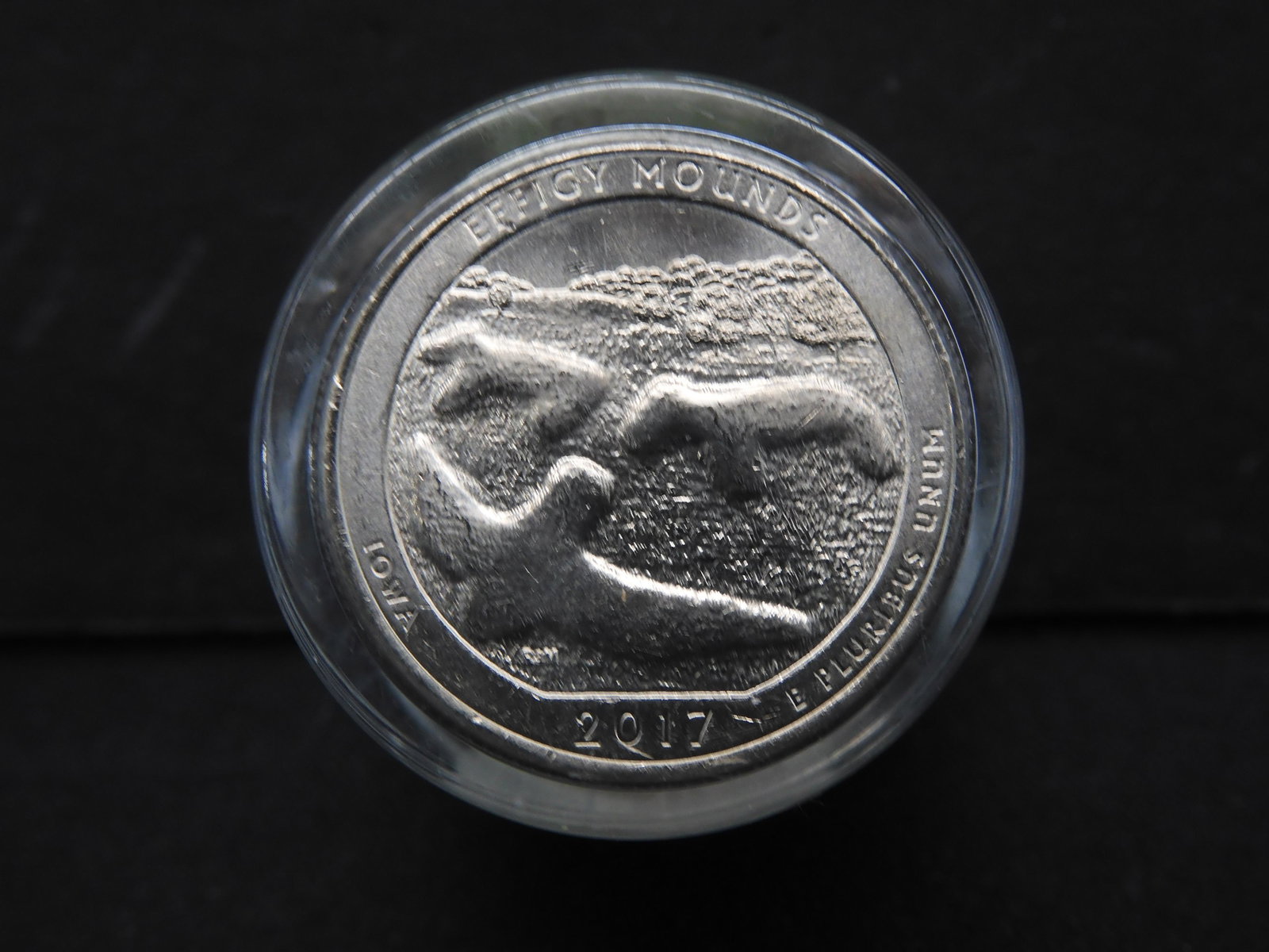 12-2017 Effigy Mounds Quarters Never Circulated Coins: 12-2017 Effigy Mounds Quarters Never Circulated Coins in Sealed Plastic Tube