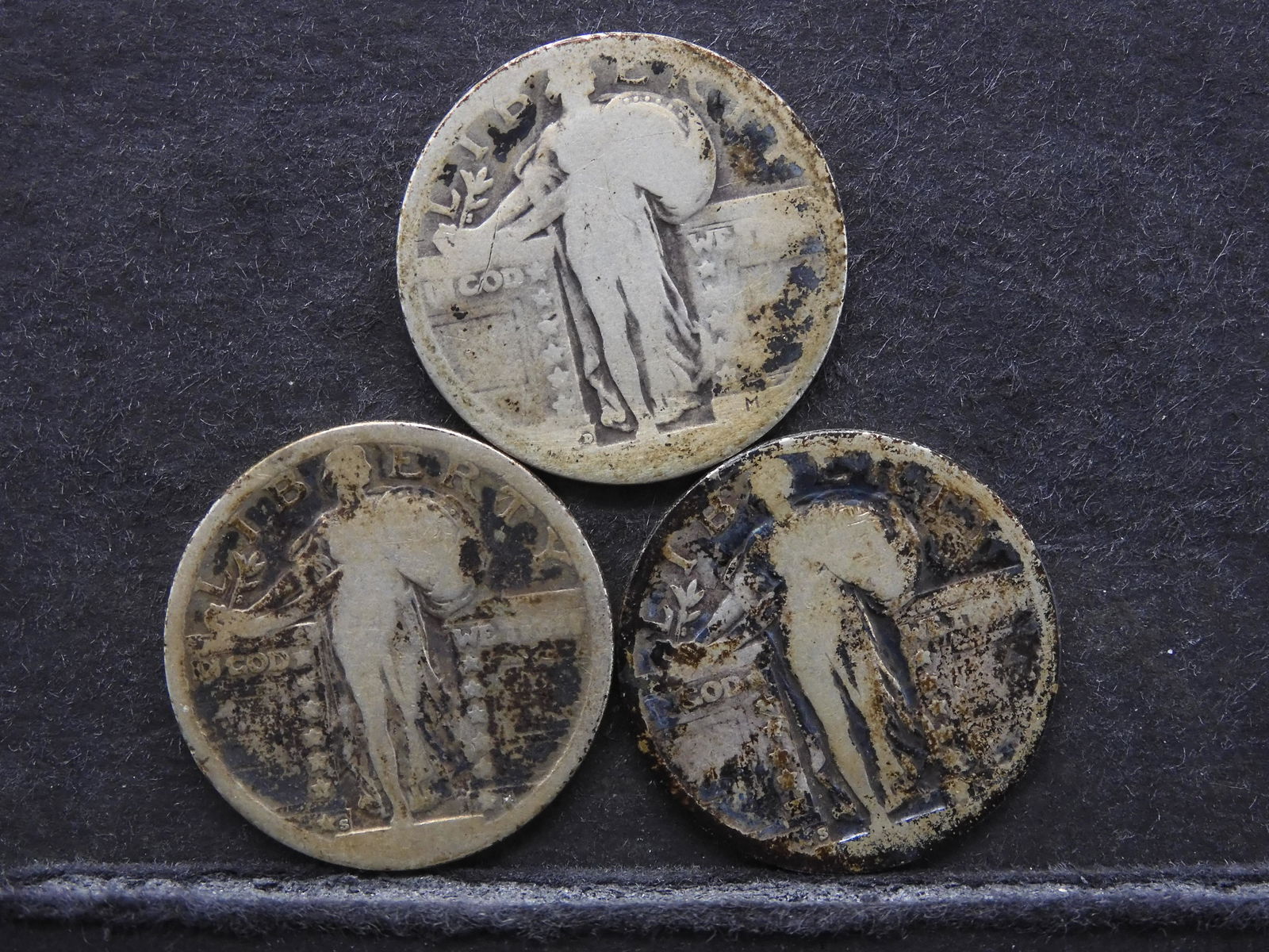 Lot of Three (3) Standing Liberty Quarter  (Silver) 2 S (1 of 2)