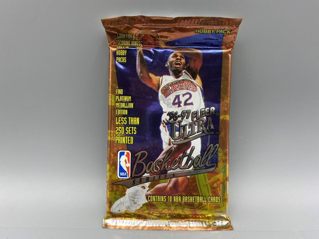 1996 Ultra Basketball Series 2 Unopened Pack - Kobe RC? (1 of 2)