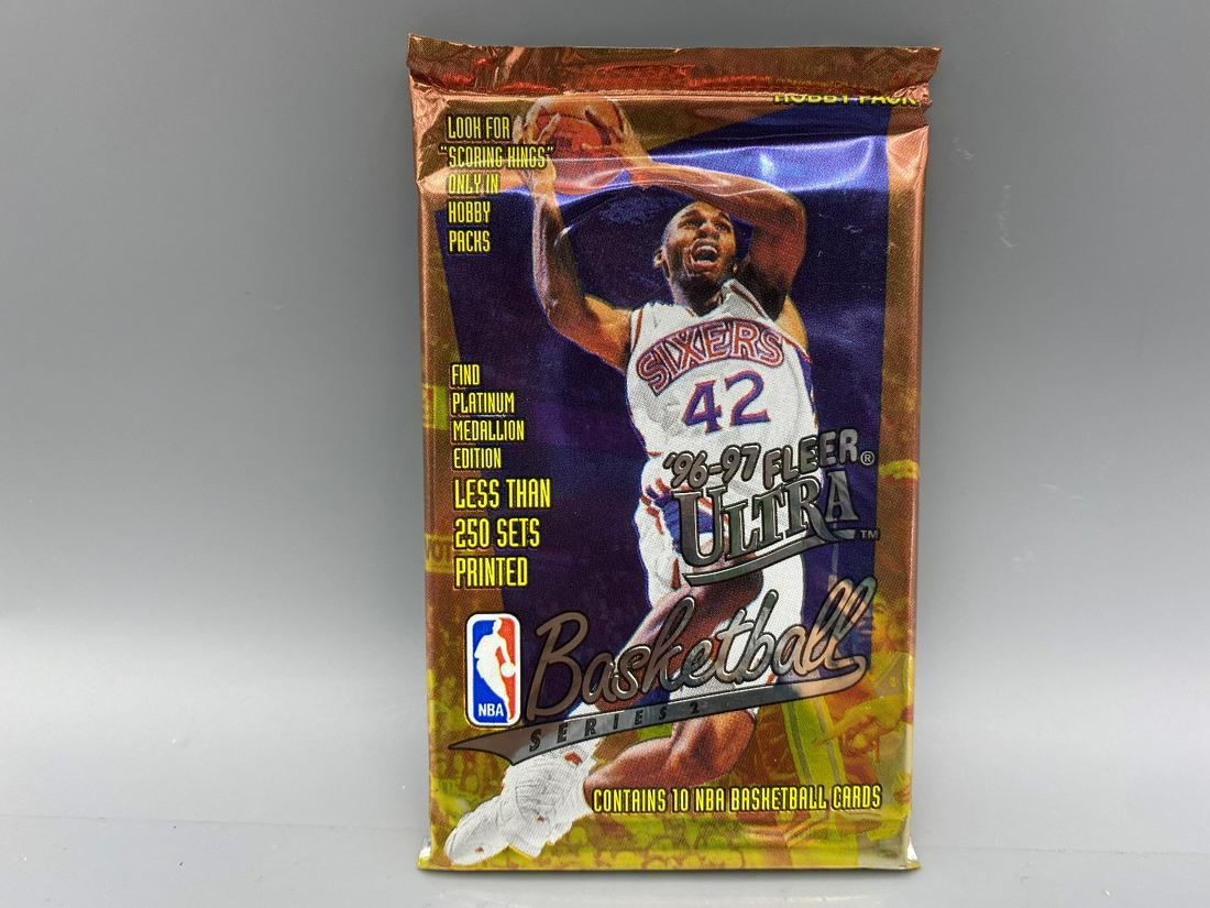 1996 Ultra Basketball Series 2 Unopened Pack - Kobe RC? (1 of 2)
