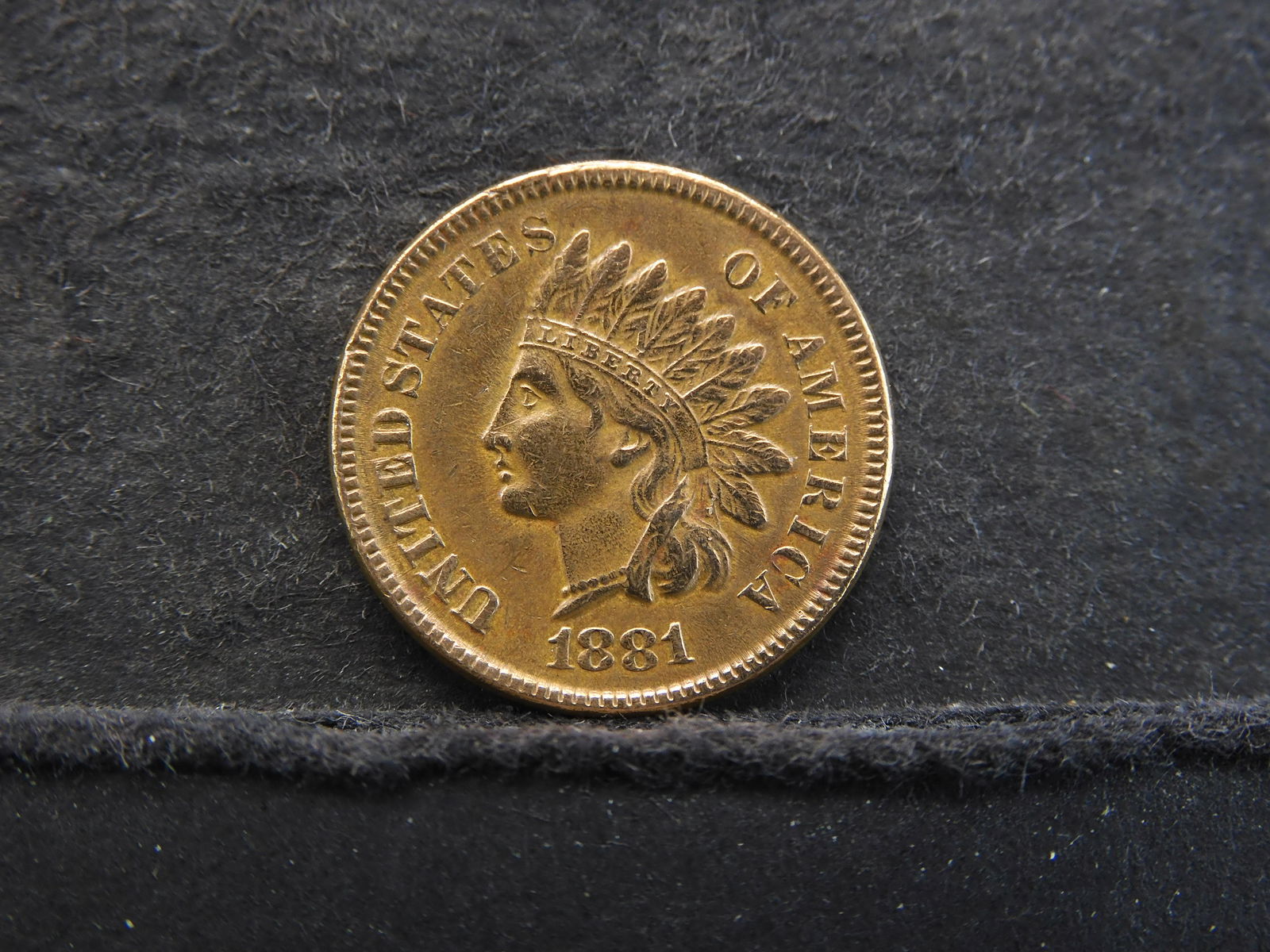1881 Indian Head Cent - BEAUTIFUL -  HIGH GRADE (1 of 2)