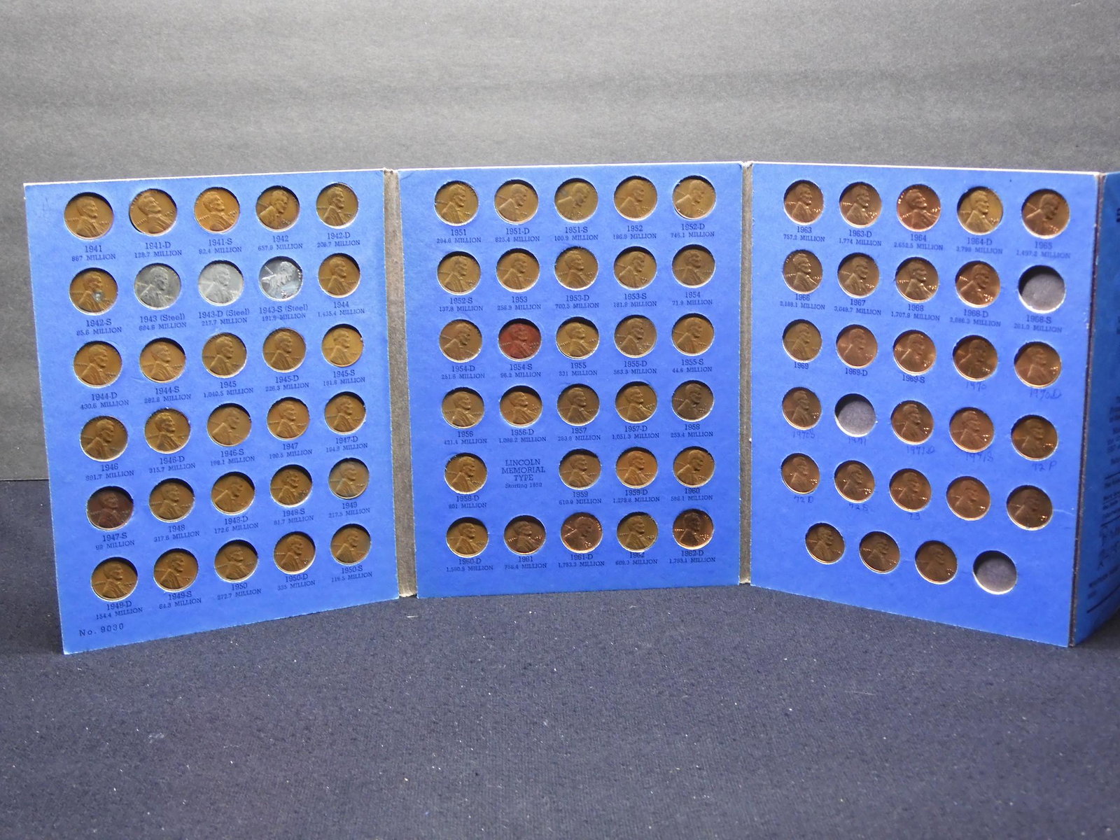 Whitman Tri-Fold #9030 Lincoln Cent Starting 1941 - #2 (1 of 8)