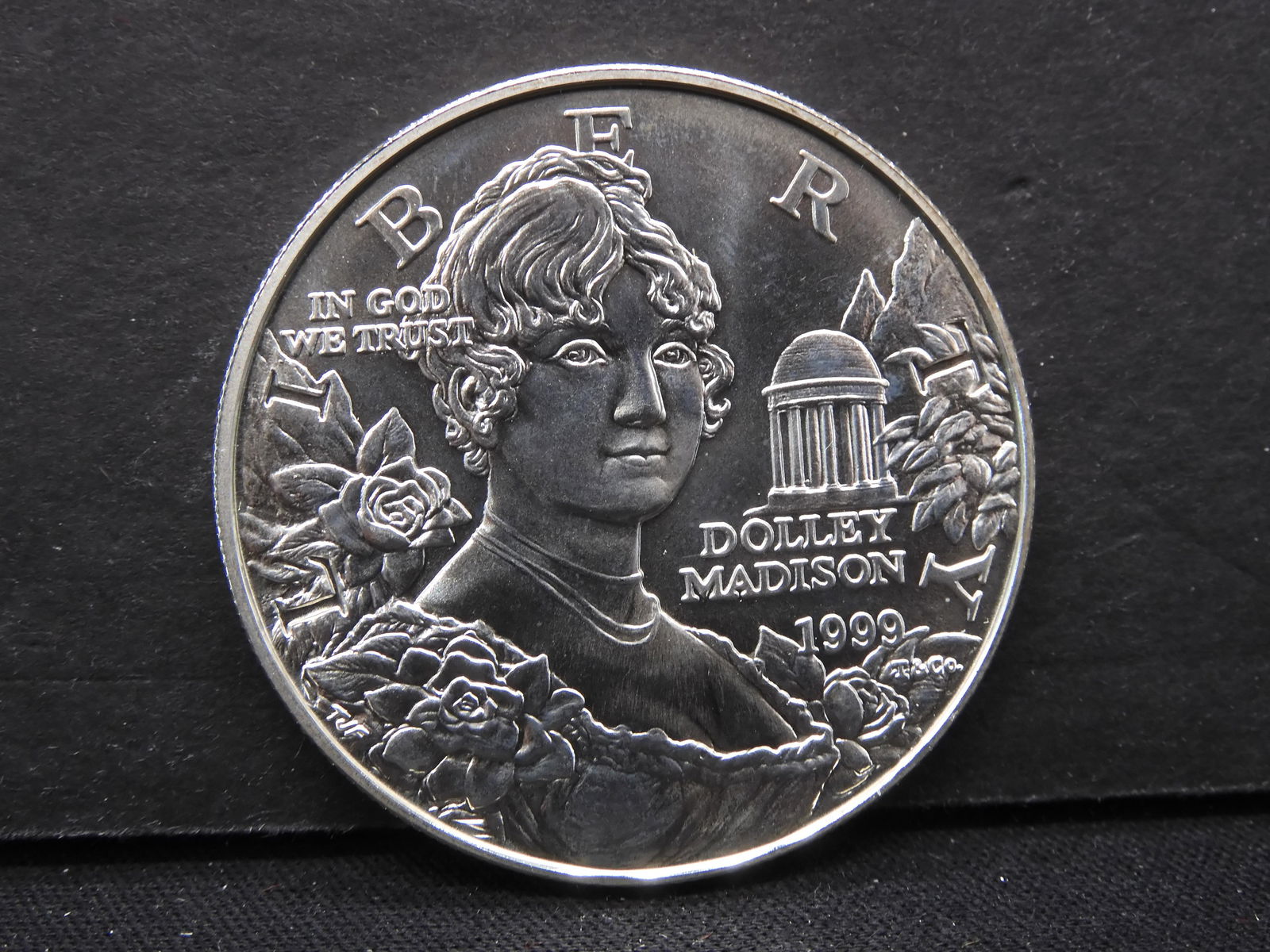 1999-P Dolly Madison - Commemorative Silver Dollar (1 of 2)