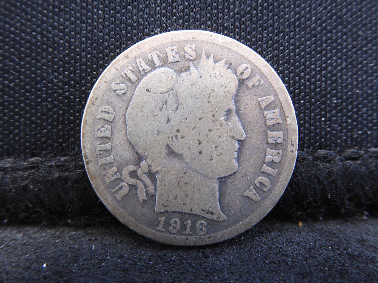 1916 Barber Silver Dime - Nice Detail! (1 of 2)