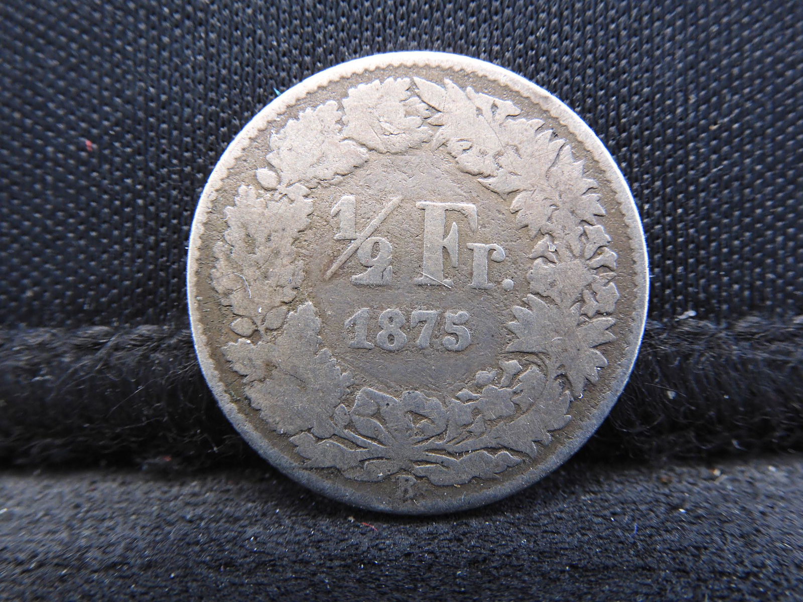 1875-B Switzerland Helvetia 1/2 Silver Franc - Better (1 of 2)