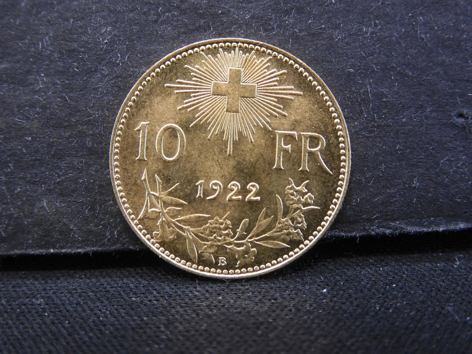 1922-B GOLD (0.9335 OZ/.900/PRICE GUIDE: 1922-B GOLD (0.9335 OZ/.900/PRICE GUIDE $1,400/UNCIRCULATED) SWISS 10 FRANC, ONLY 1M EVER MINTED!