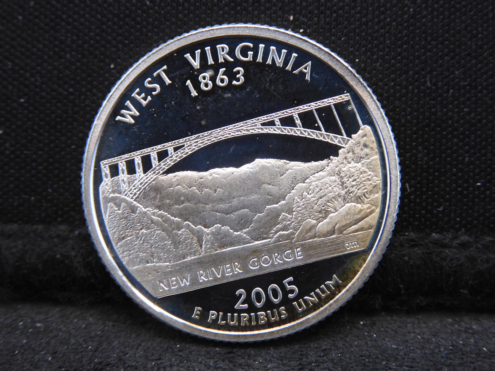 2005-S West Virginia Commemorative State Quarter 90% (1 of 2)