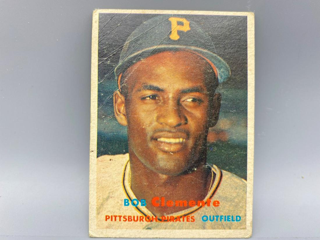 1957 TOPPS ROBERTO CLEMENTE #76 - HOF / PIRATES (1 of 2)