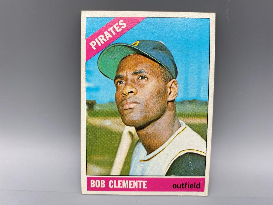 1966 Topps Baseball Roberto Clemente #300 (1 of 2)