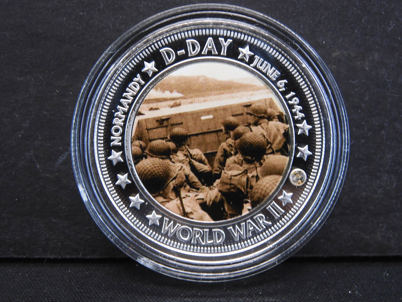 World War 2 - D Day June 6th 1944 Commemorative Coin (1 of 2)