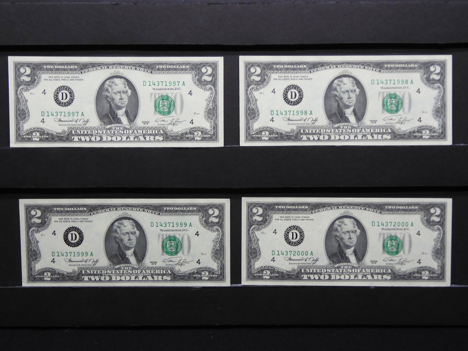 (4) 1976 $2 Fed Reserve Notes.  Consecutive Serial #s. (1 of 6)