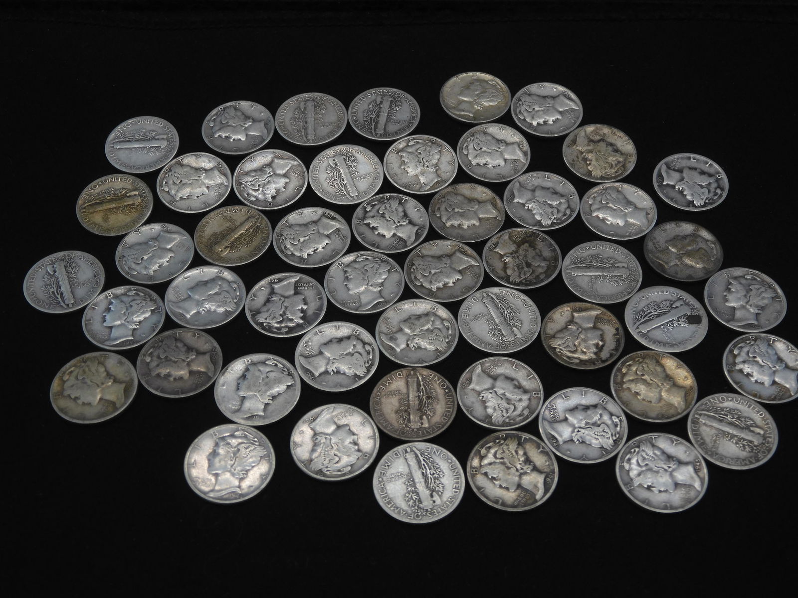 lot of 50 Mercury Dimes (1 of 5)