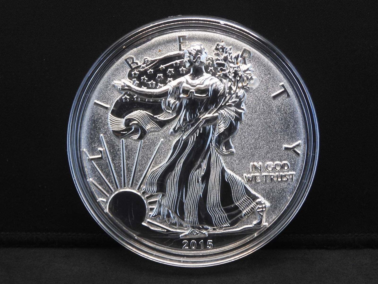 Beautiful Replica of American Eagle in Half Pound Round (1 of 4)
