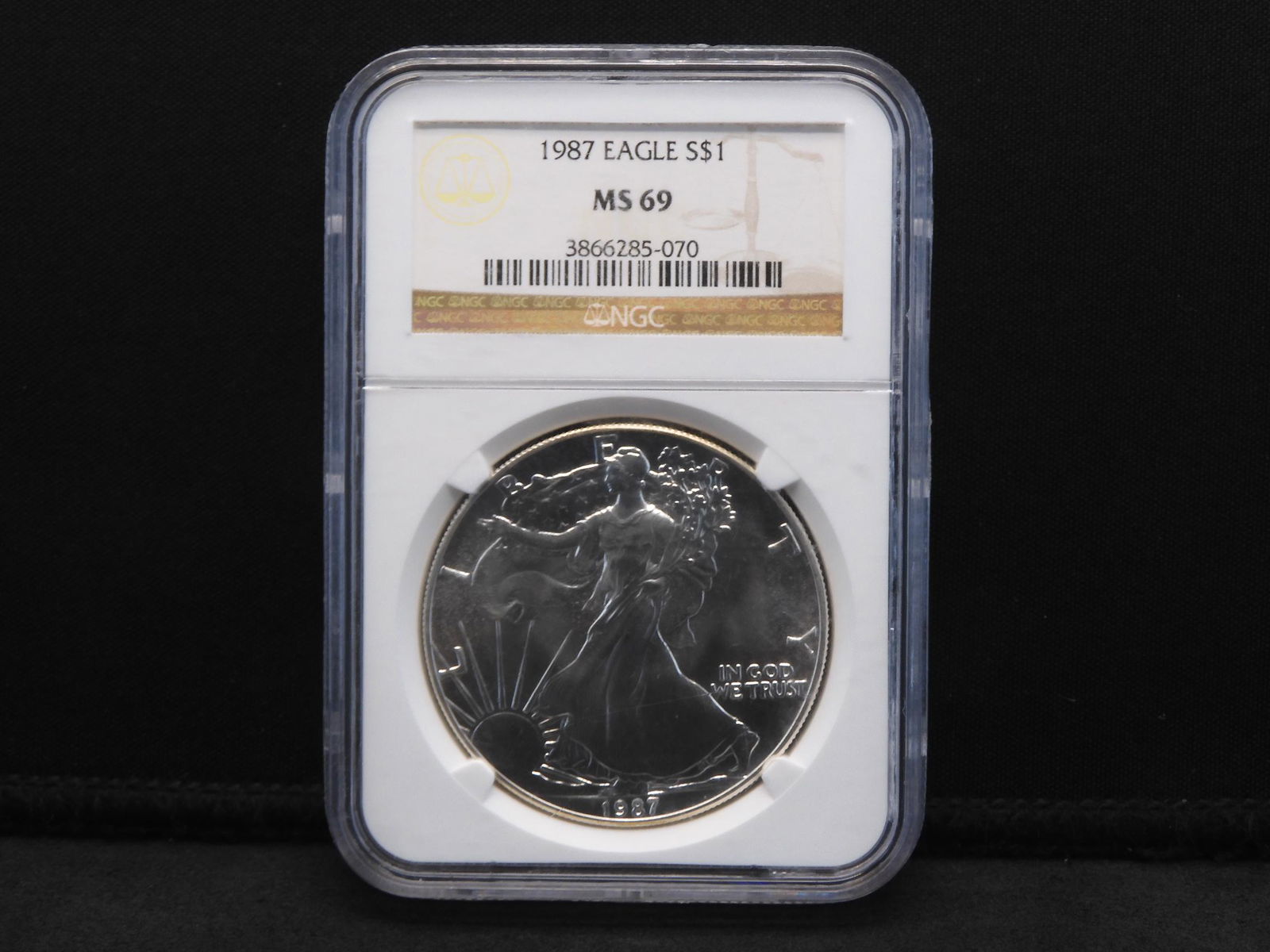 1987 NGC MS69 American Silver Eagle - Near Perfect! (1 of 4)