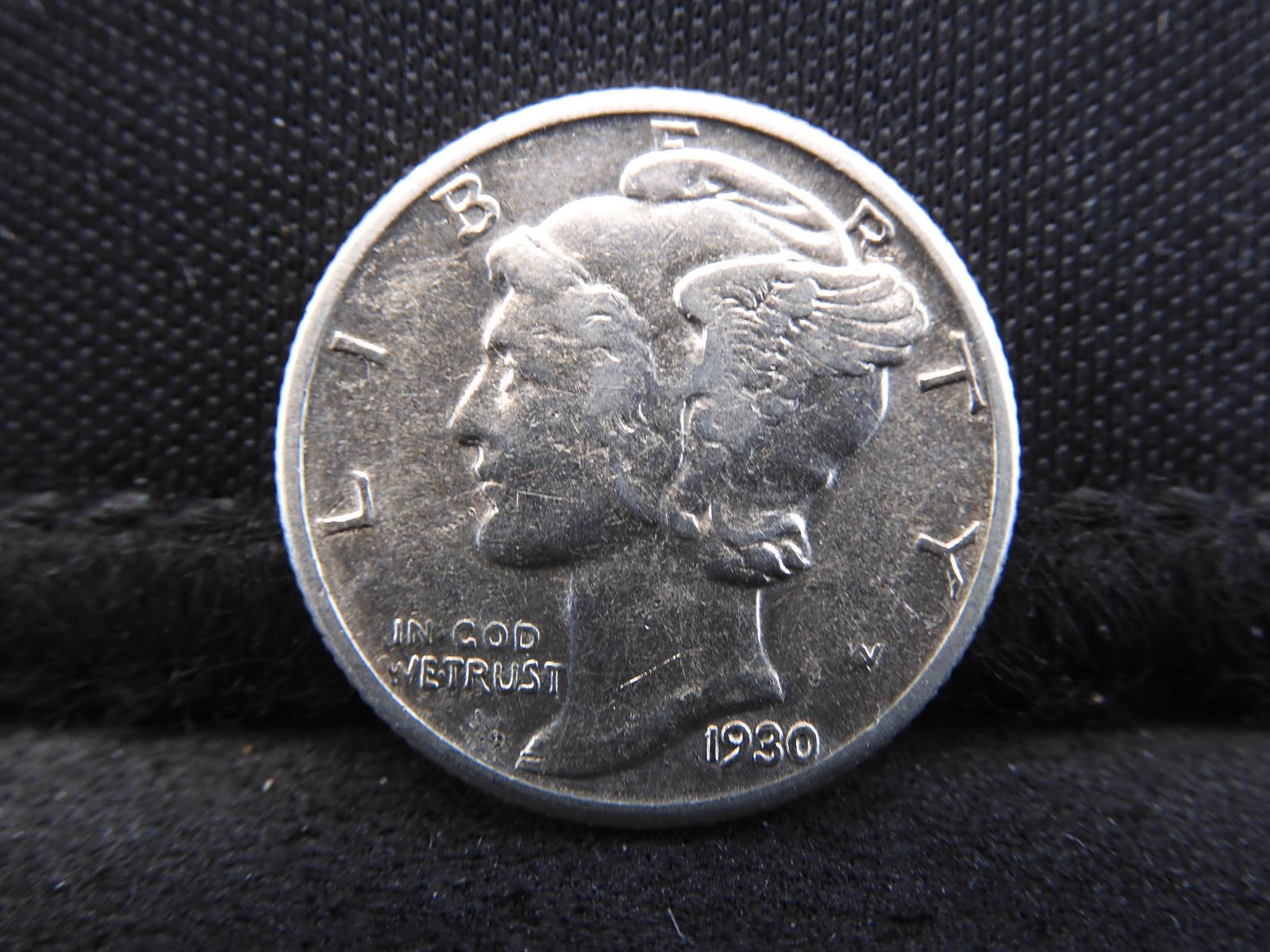 1930 Mercury Silver Dime - Nice Coin! (1 of 2)
