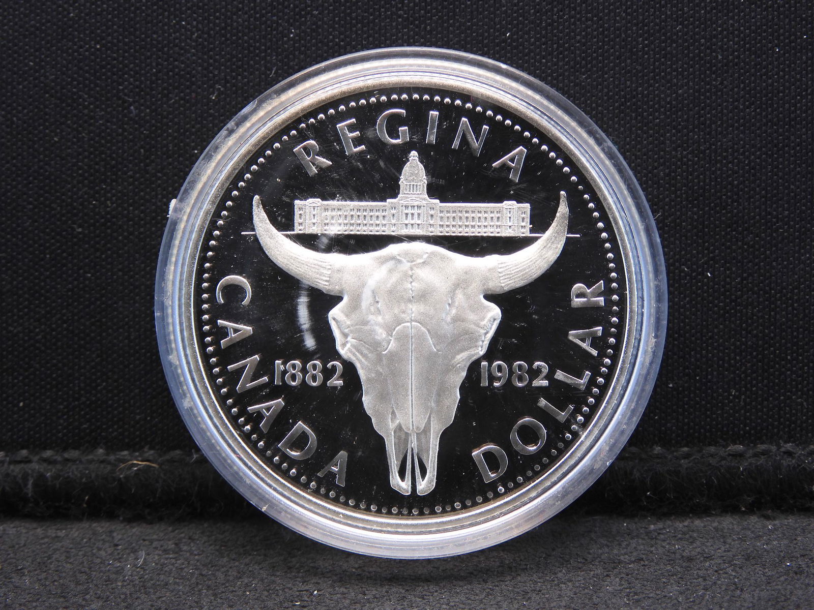 1982 Canada Silver Dollar - PROOF! (1 of 2)