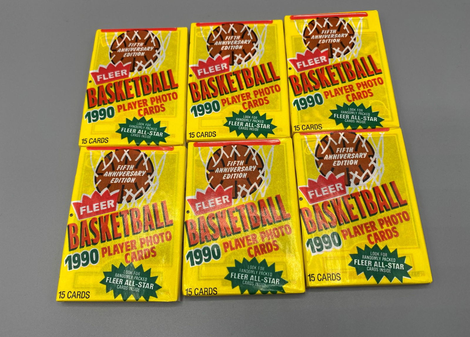 (11) 1990 Fleer Basketball Wax Packs (1 of 4)